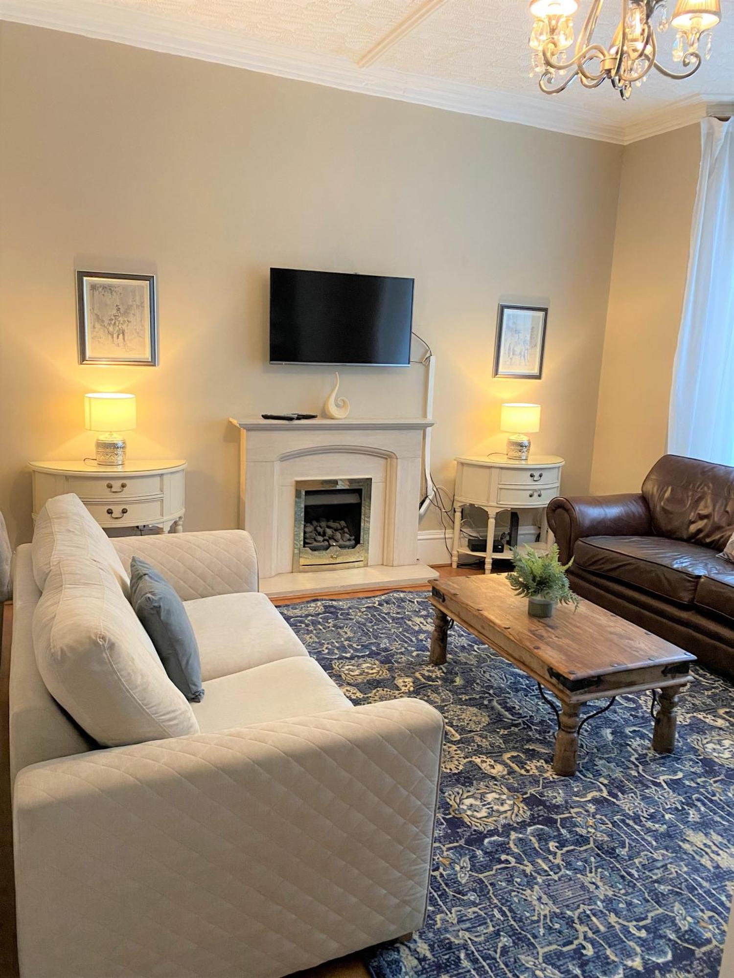 Villa With Park Views Close To Liverpool Centre Exterior foto